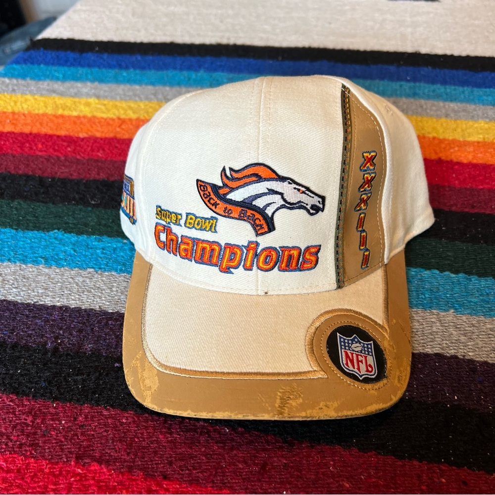 Vintage logo Athletic Denver Broncos Adjustable Hat